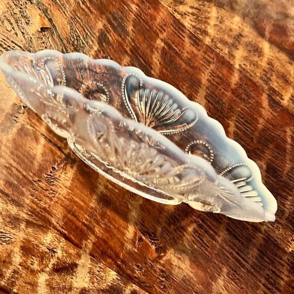 Jefferson Glass Jewel And Fan Pickle Dish - Picture 6 of 10